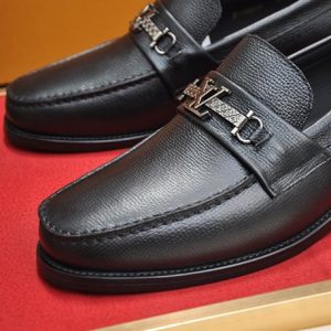 Louis Vuitton Loafer - LD027