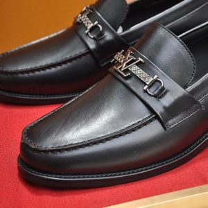 Louis Vuitton Loafer - LD028