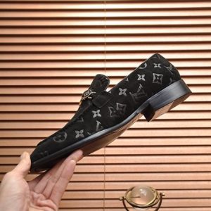 Louis Vuitton Loafer - LD029