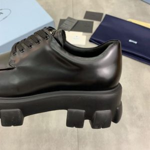 PRADA Leather Lace-up Shoes - PLD013