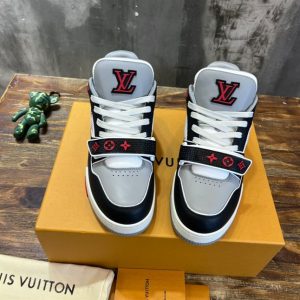 LOUIS VUITTON TRAINER SNEAKER