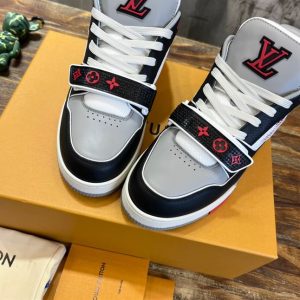 LOUIS VUITTON TRAINER SNEAKER