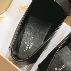 Louis Vuitton Loafer – LD033