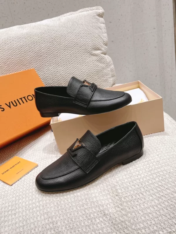 Louis Vuitton Loafer – LD033