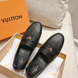 Louis Vuitton Loafer – LD033