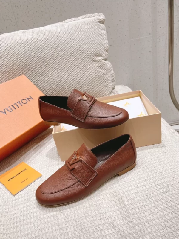 Louis Vuitton Loafer – LD035