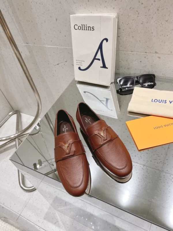 Louis Vuitton Loafer – LD035