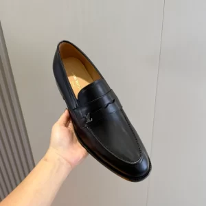 Louis Vuitton Loafer – LD037