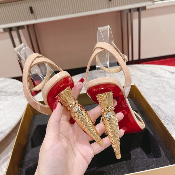 LOUBOUTIN LIPQUEEN PUMPS BEIGE 1