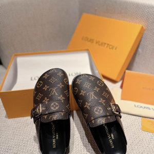 LV sz35-41 mnf09 31_1823525