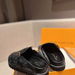 LV sz35-41 mnf09 33_1823530