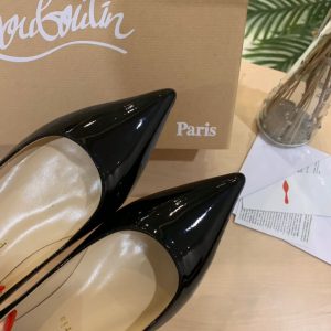 LOUBOUTIN LEATHER FLATS BLACK 7