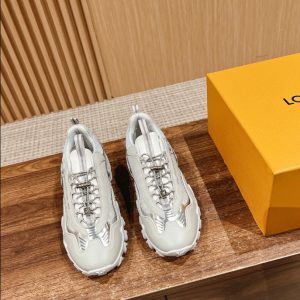 louis-vuitton sneakers 1