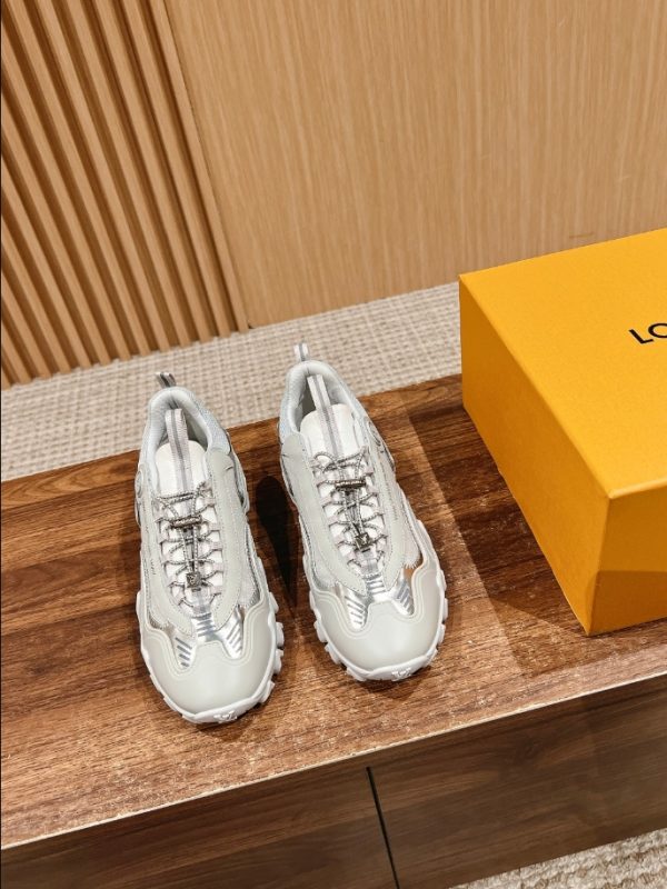 louis-vuitton sneakers 1