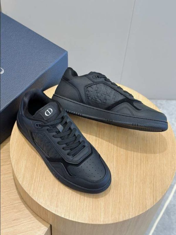 Christian Dior B27 Low Top Sneaker 'Black' 1