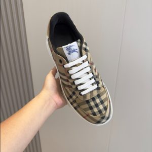 Burberry Rangleton Check Birch Light Brown Sneaker Reps 4