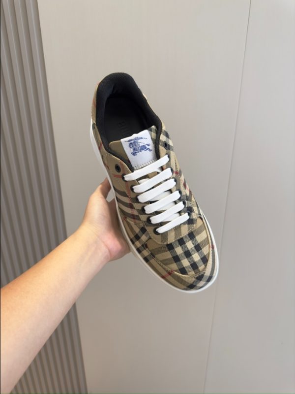 Burberry Rangleton Check Birch Light Brown Sneaker Reps 4