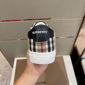 Burberry Beige Rangleton Check Sneaker Reps 3