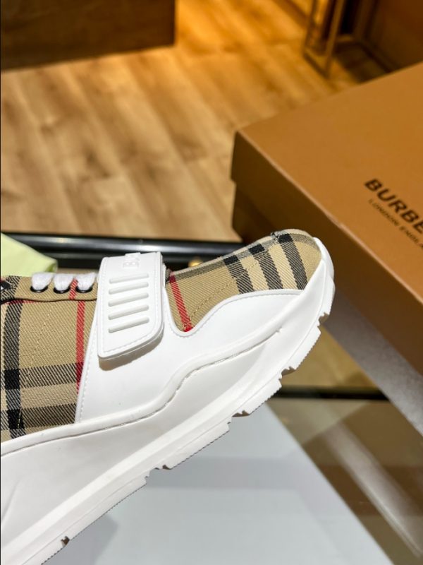 Burberry Beige Burb Trainers Sneaker Reps 1