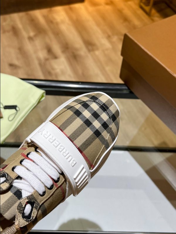 Burberry Beige Burb Trainers Sneaker Reps 7